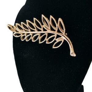 Estate EMMONS‎ Feather Brooch Pin Open Work Leaf Filigree Blonde Gold Tone MCM